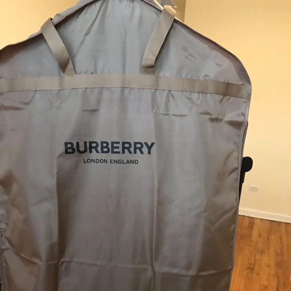 Burberry women’s gray wool trench coat - Picture 8 of 8